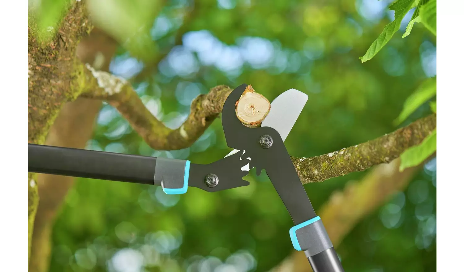 Gardena Energycut Tree Lopper