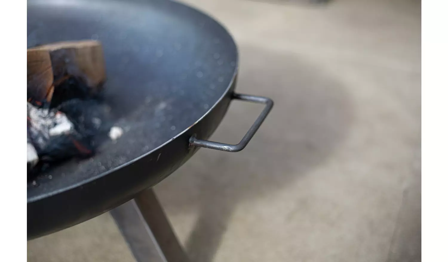 La Hacienda Pittsburgh Medium Firepit