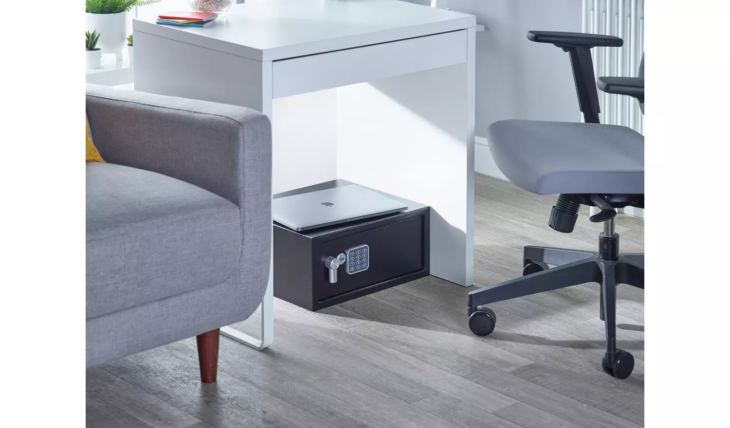 Yale Digital locking Laptop Safe