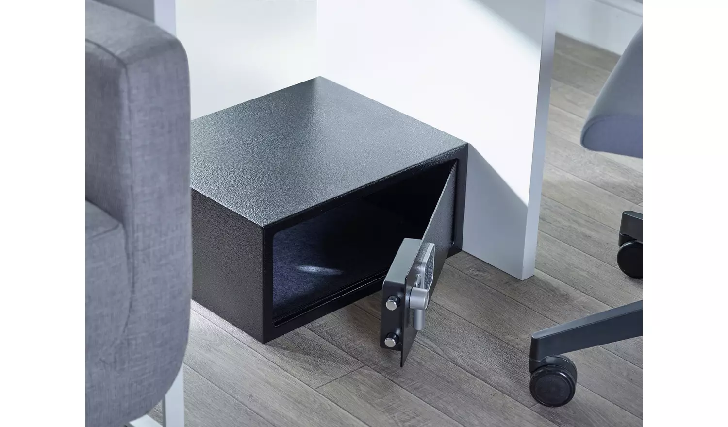 Yale Digital locking Laptop Safe