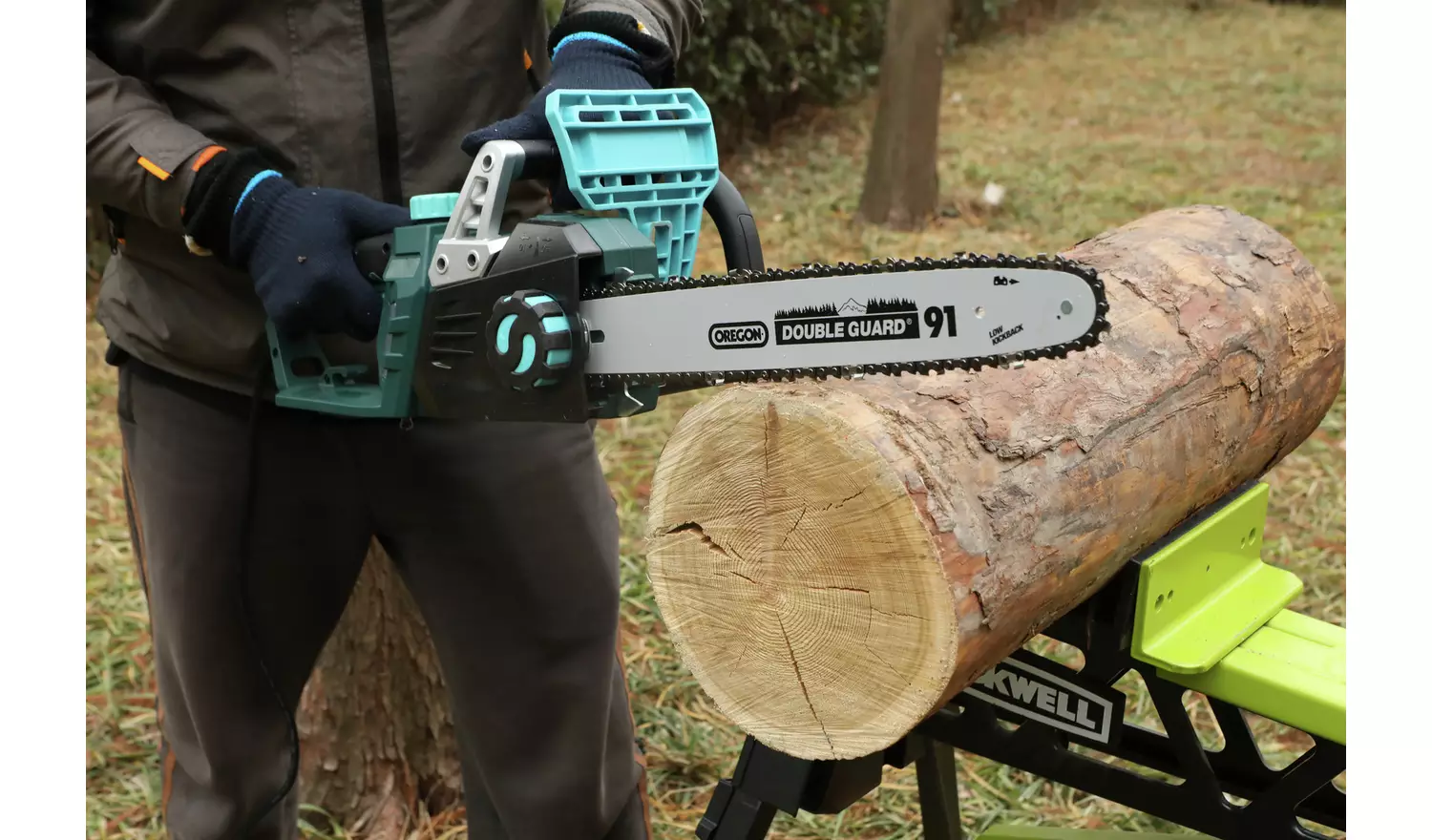 McGregor 40cm Corded Chainsaw - 1800W