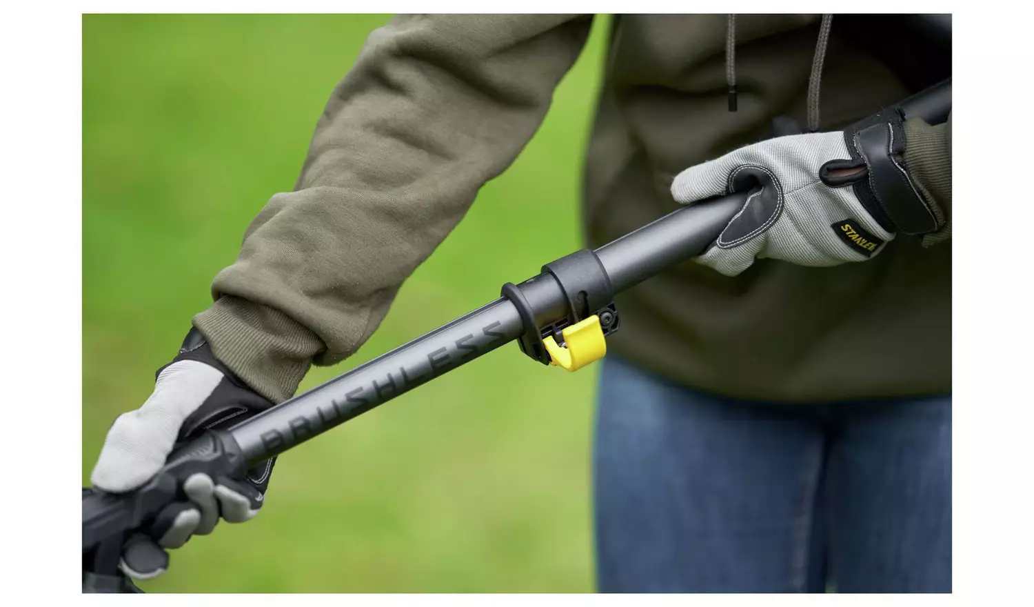 Stanley Fatmax 33cm Cordless Brushless String Trimmer - 18V