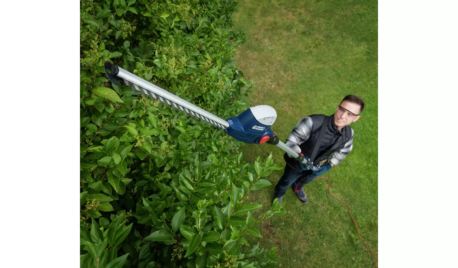 Spear & Jackson 45cm Corded Pole Hedge Trimmer - 550W