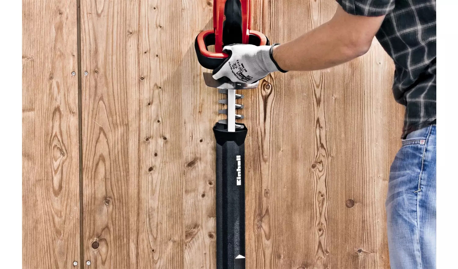 Einhell 62cm Cordless Hedge Trimmer - 18V