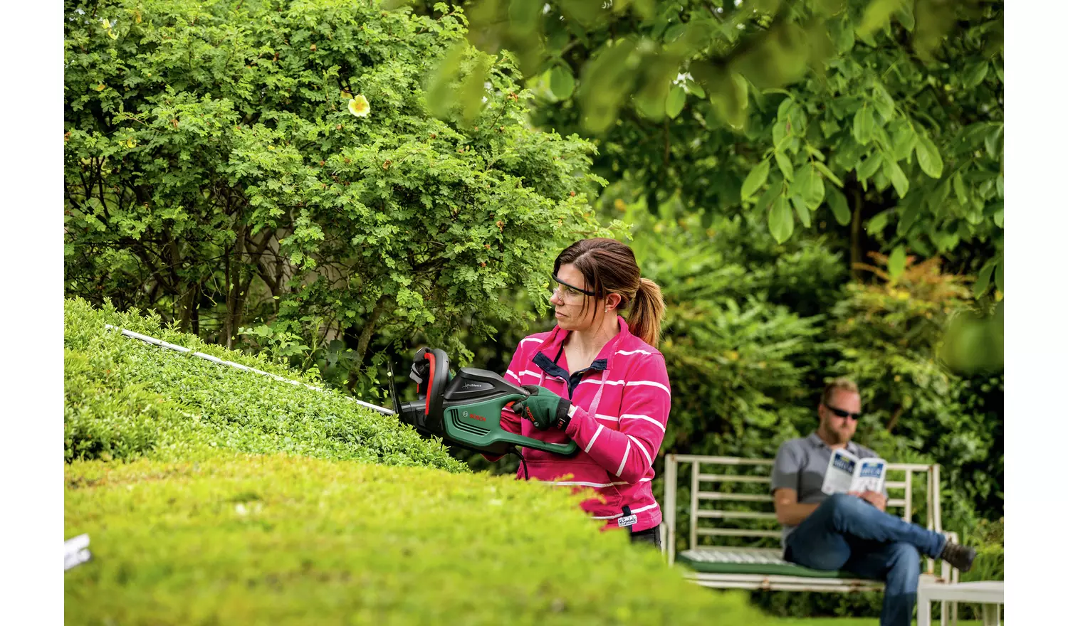 Bosch Advanced Hedge Cut 70 Electric Hedge Trimmer