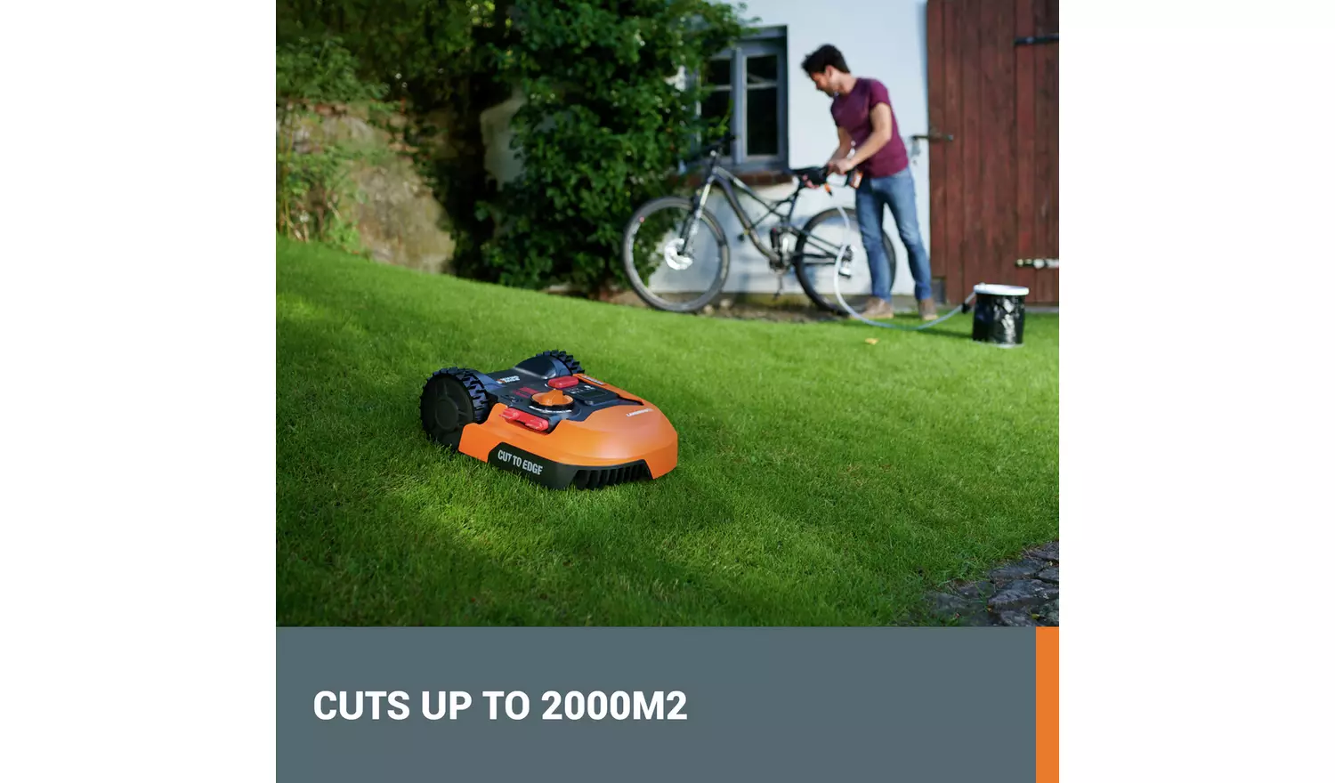 Worx 22cm Cordless Robotic Lawnmower - 40W