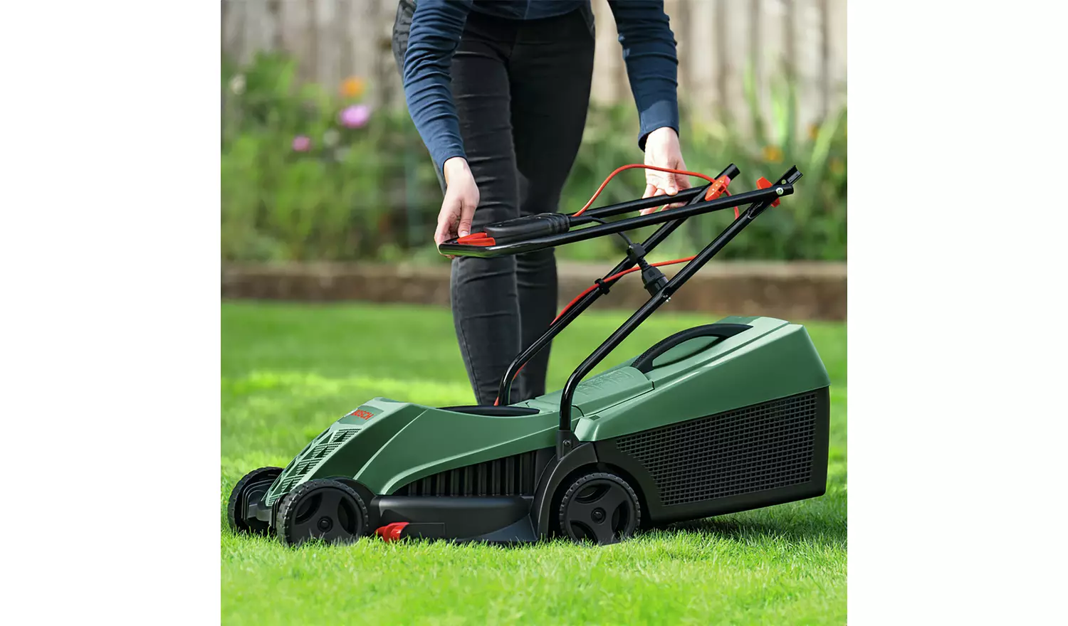 Bosch EasyRotak 32cm Corded Lawnmower - 1200 W