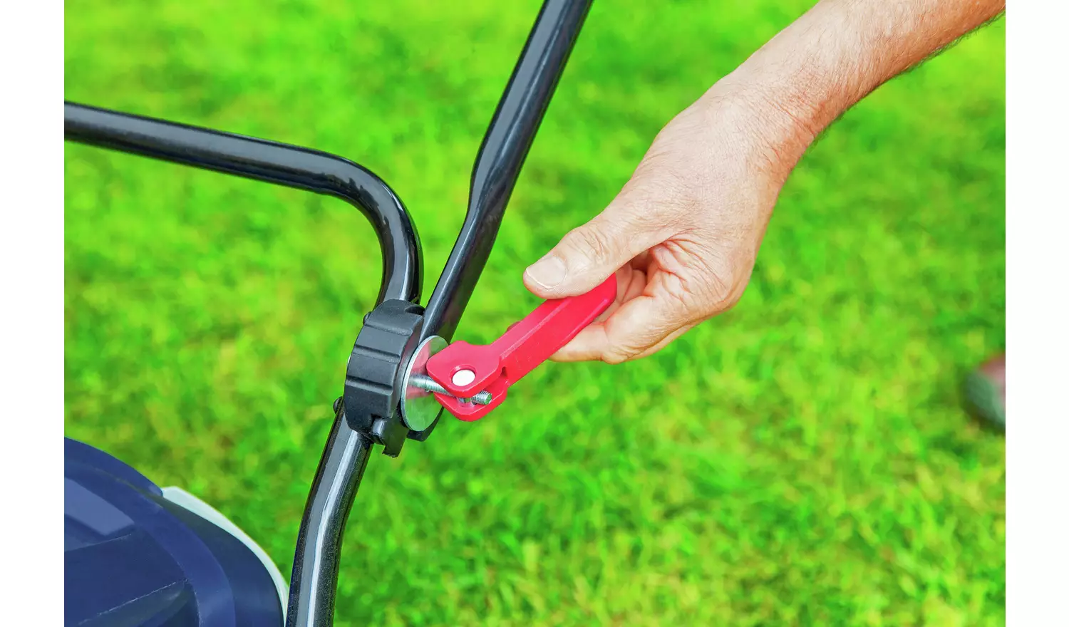 Spear & Jackson 33cm Corded Hover Lawnmower - 1700W