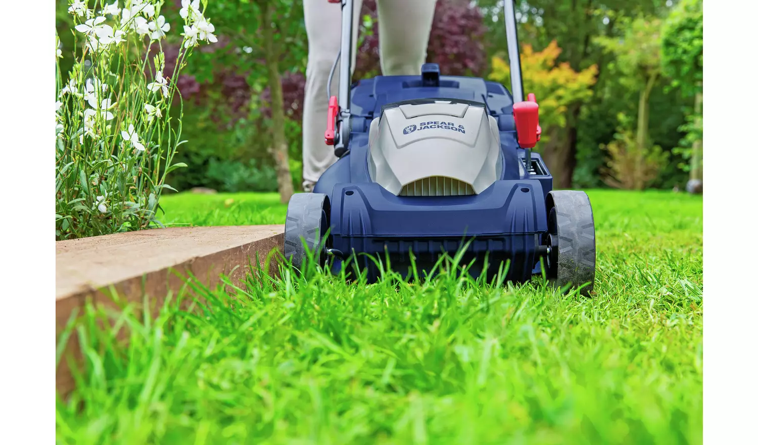 Spear & Jackson Cordless 34cm Lawnmower & 25cm Grass Trimmer