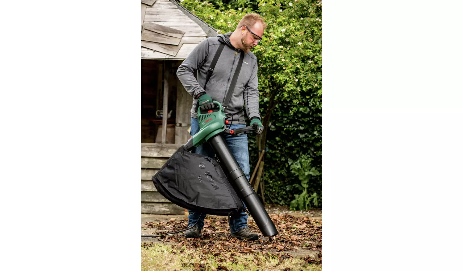Bosch Corded Garden Tidy - 3000W