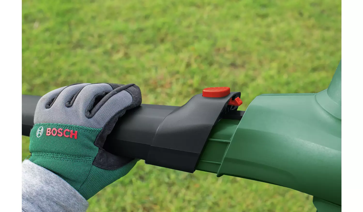 Bosch Corded Garden Tidy - 3000W