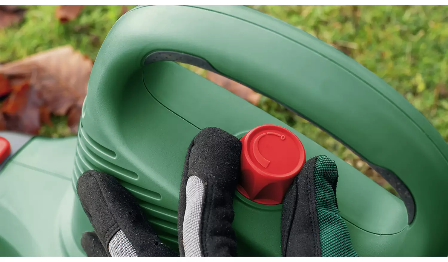 Bosch Corded Garden Tidy - 3000W