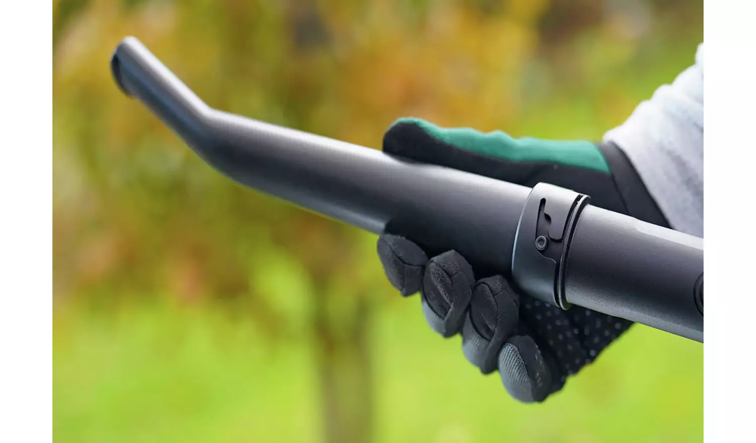 Bosch Cordless Leaf Blower - 18V