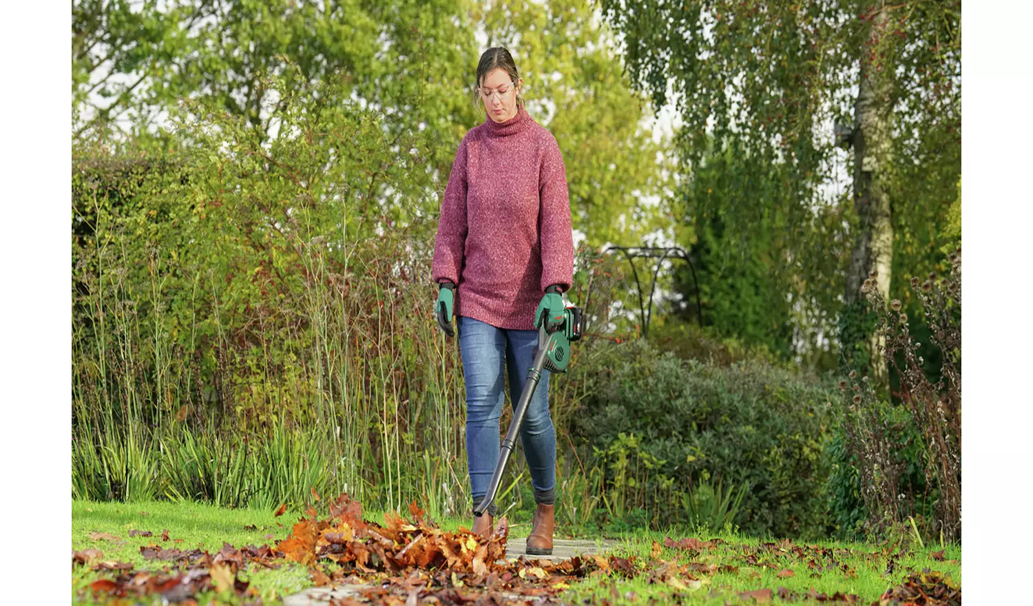 Bosch Cordless Leaf Blower - 18V