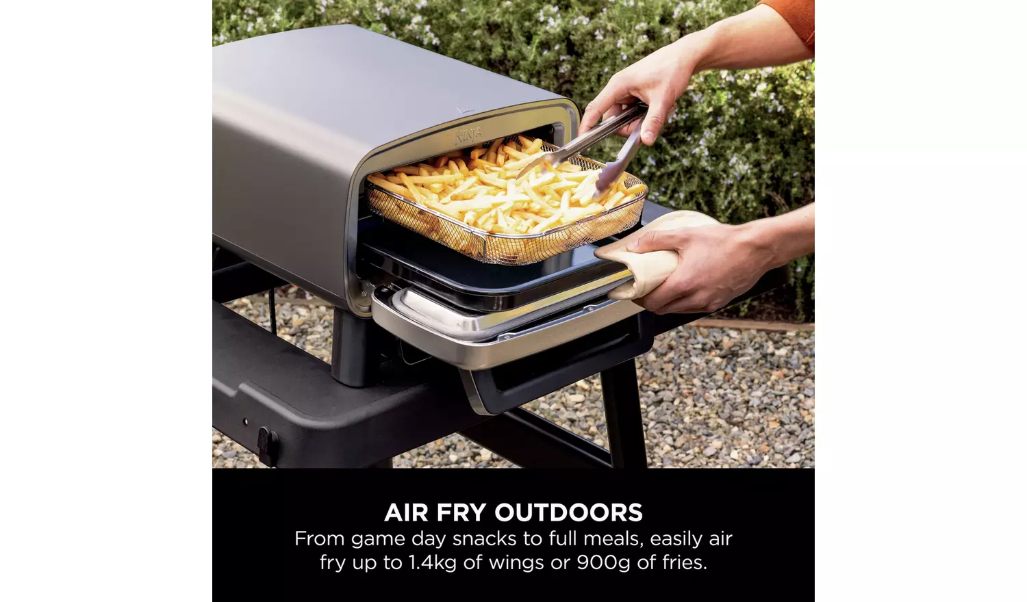 Ninja Artisan Electric 13L Outdoor Pizza & Air Fry Oven