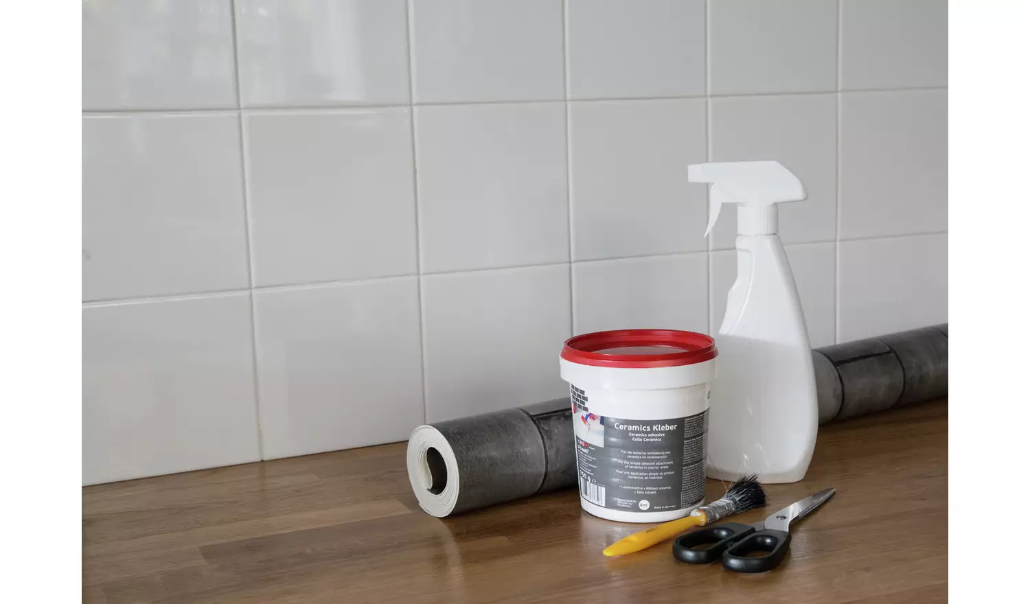 D-C-Fix Solvent-Free Glue for 3D Splashback Wallpaper - 750g