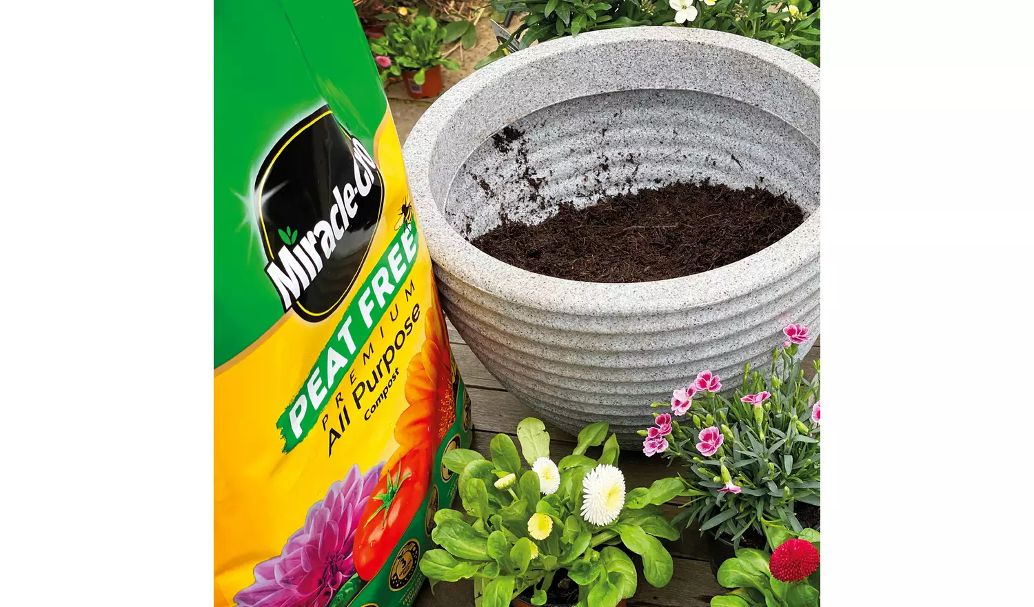 Miracle-Gro 40L Peat Free Premium All Purpose Compost