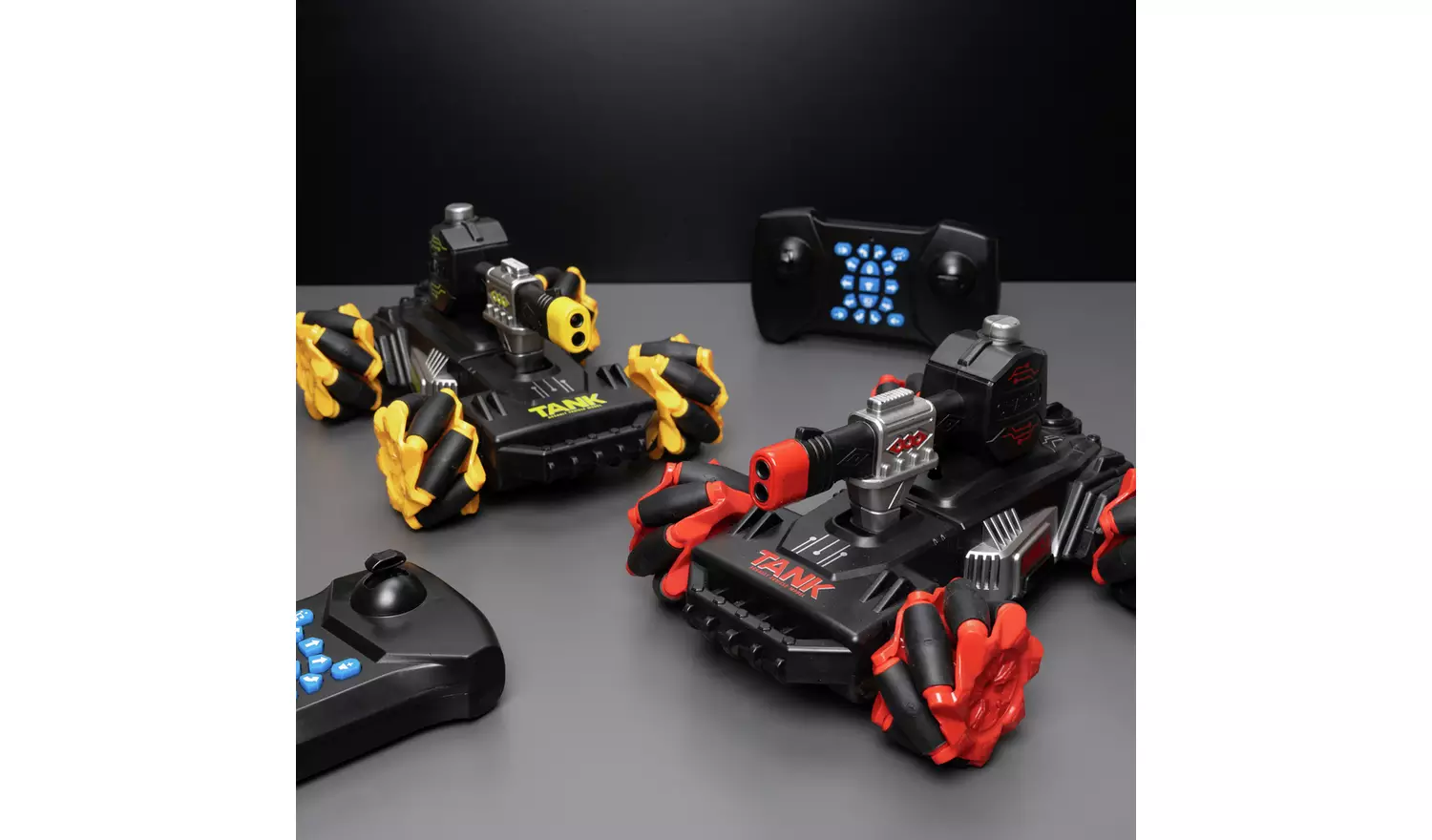 Menkind RED5 Lunar Battle Tanks