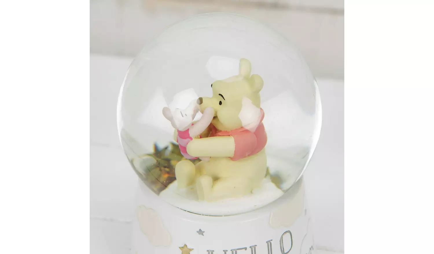 Winnie The Pooh Snow Globe