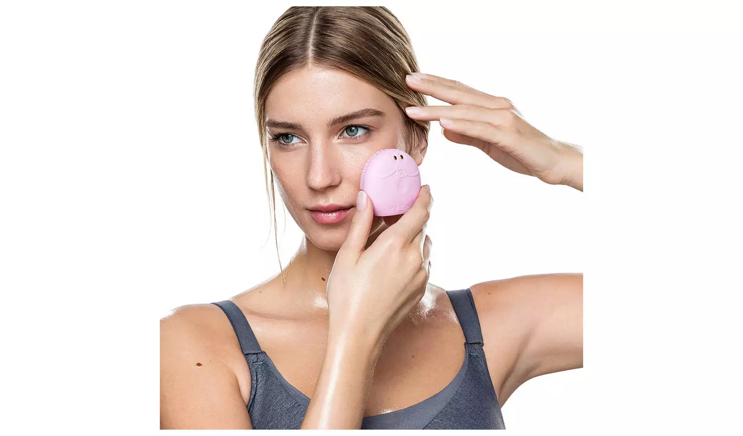 Foreo Luna FOFO Facial Cleansing Brush - Pearl Pink