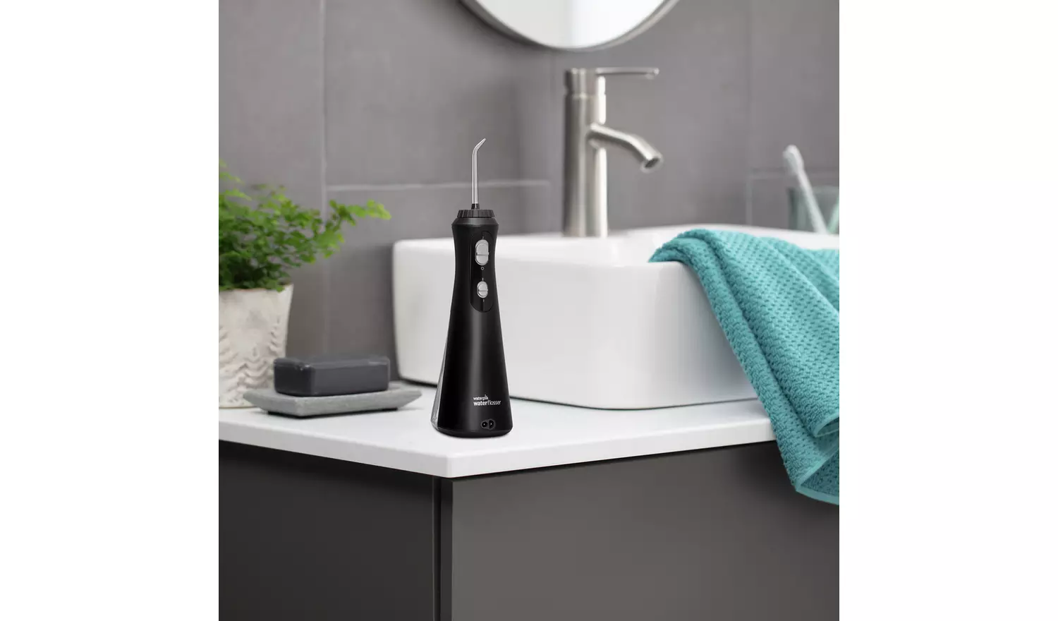 Waterpik Cordless Plus Rechargeable Water Flosser - Black