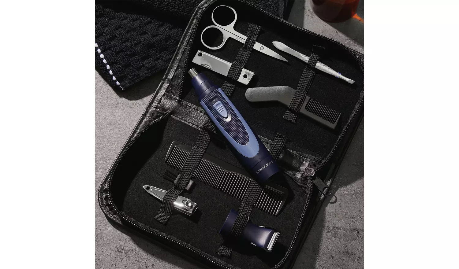 Remington 13 piece Travel Kit NE3890