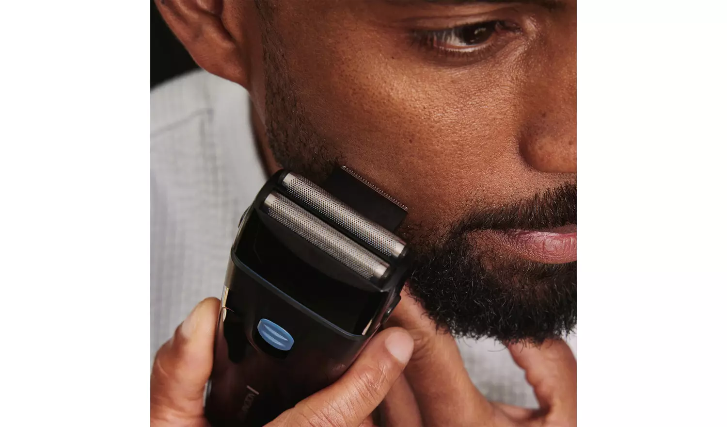 Remington F1 Style Series Foil Electric Shaver F1000