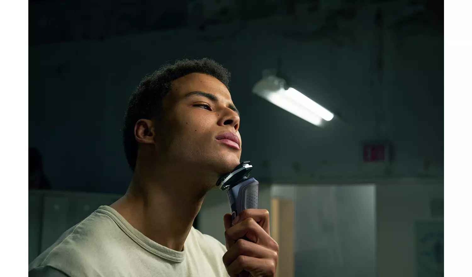 Philips Series 5000 Wet and Dry Electric Shaver S5885/35