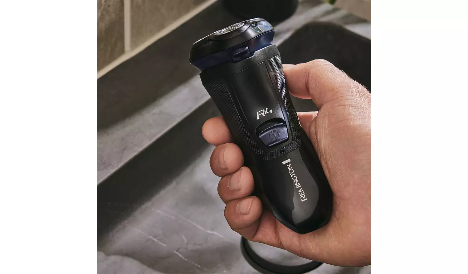 Remington R4 Style Cordless Rotary Electric Shaver R4002w