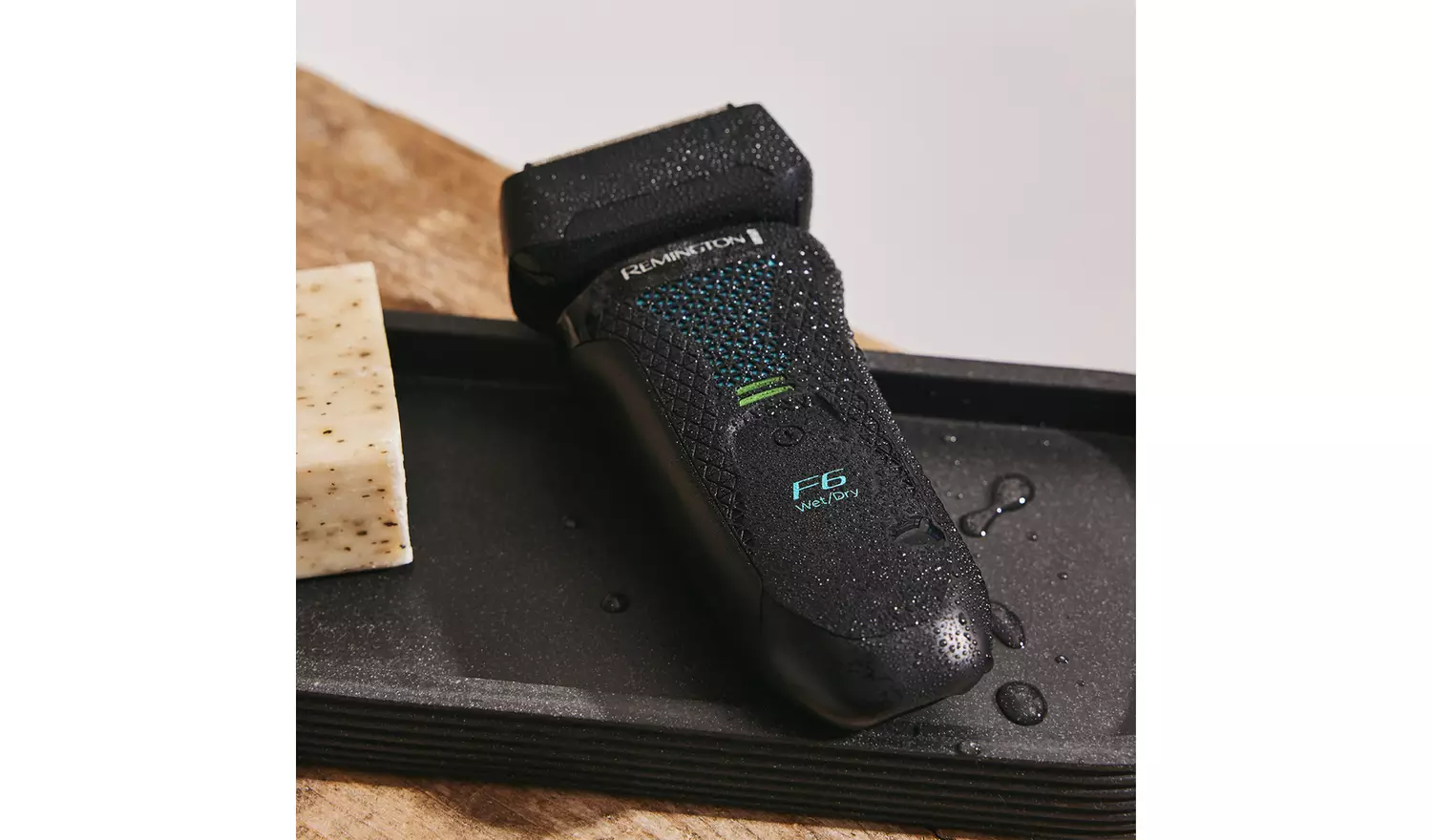 Remington F6 Style Wet and Dry Foil Electric Shaver F6000