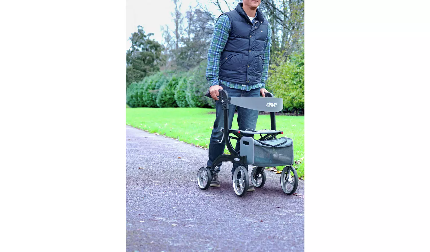 Nitro Rollator - Lightweight and Foldable