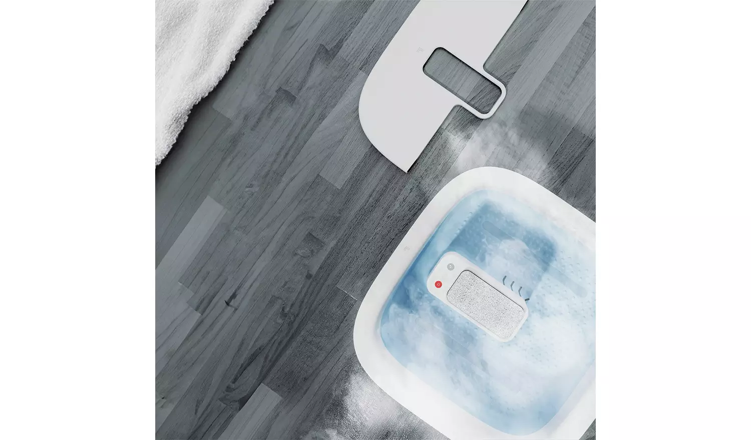 Menkind Soothing Foot Bath Massager