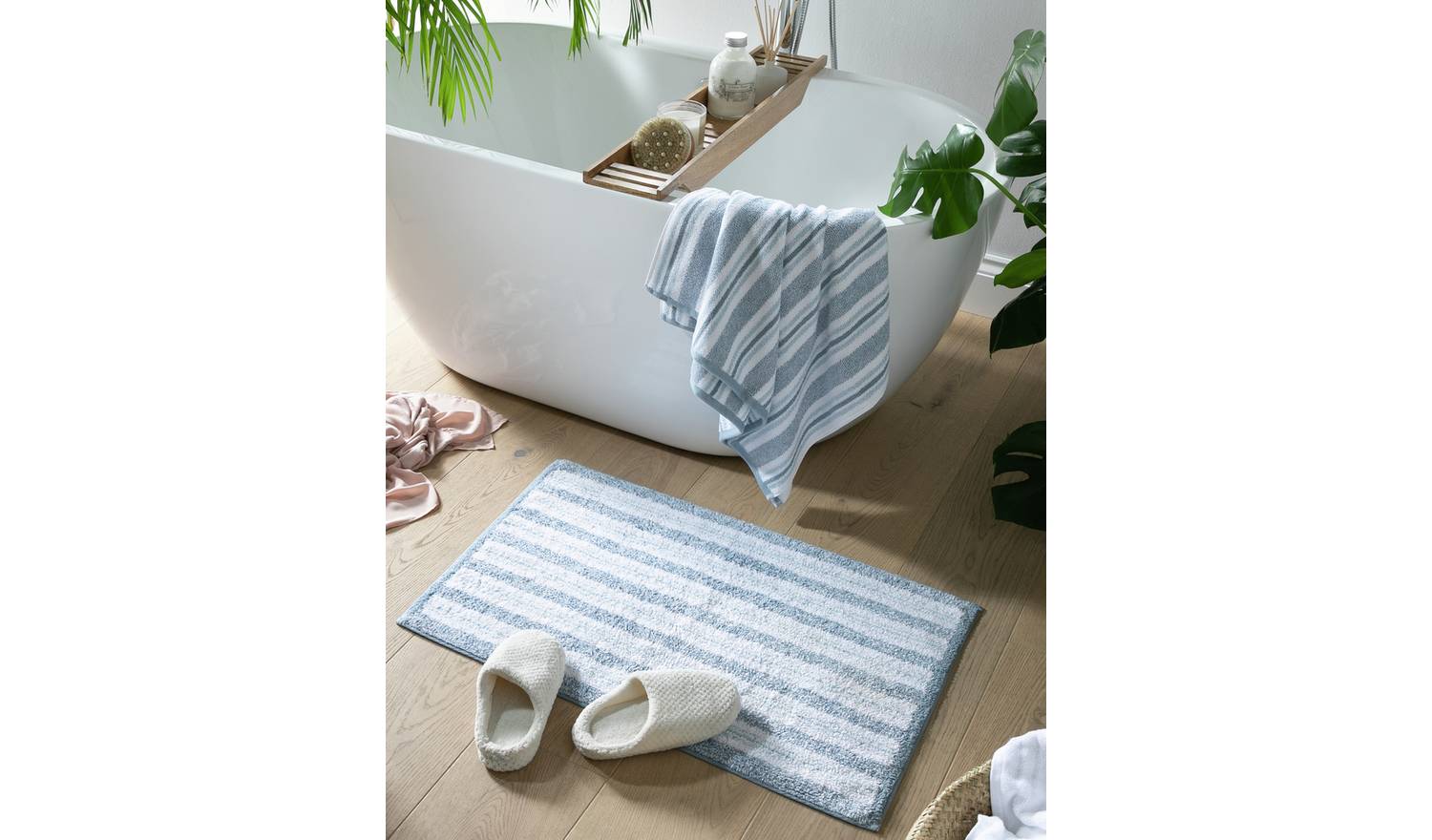 Habitat Coastal Horizontal Stripe Cotton Bath Mat-Blue&White