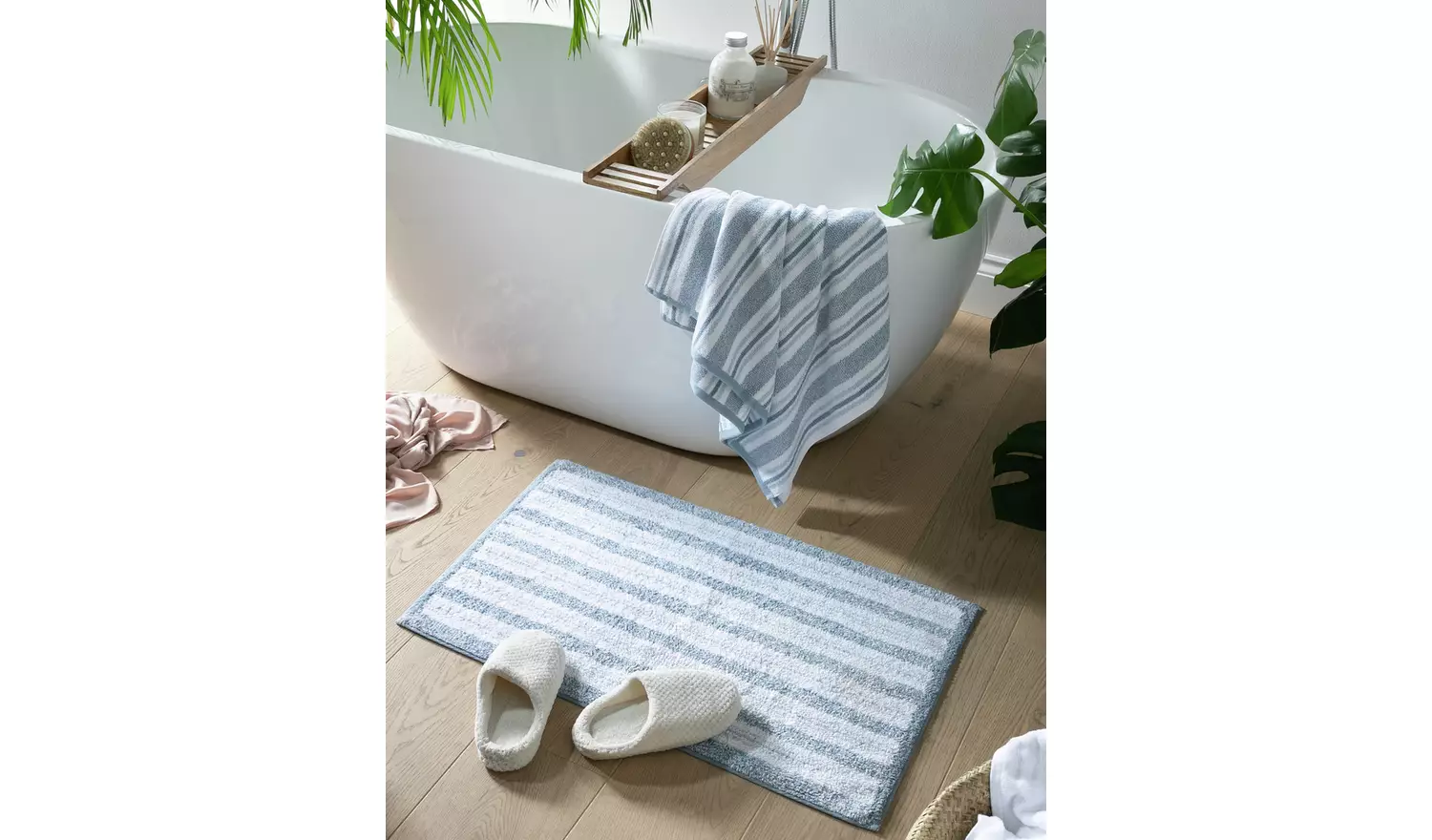 Habitat Coastal Horizontal Stripe Cotton Bath Mat-Blue&White