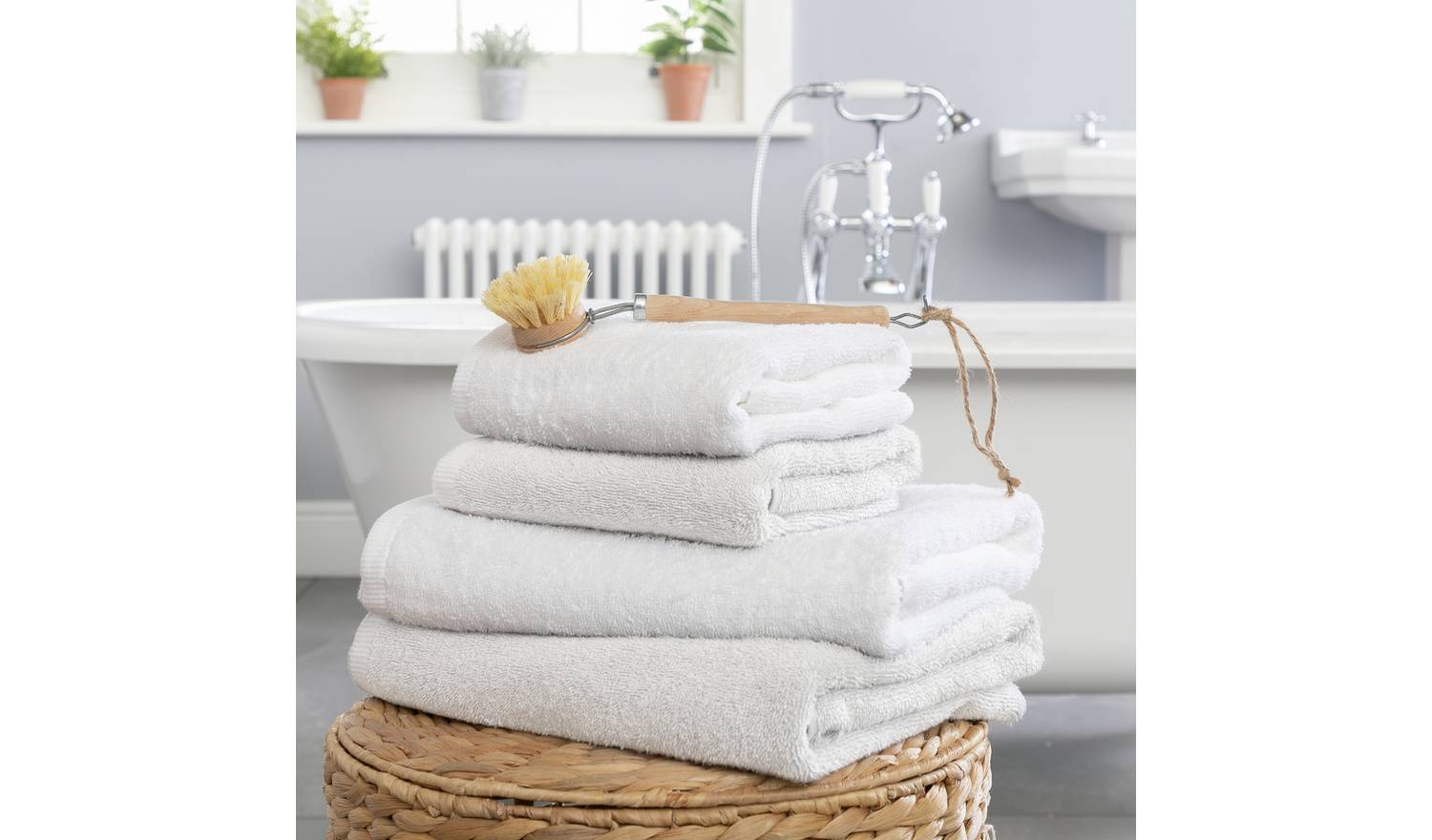 Home Essentials Plain 4 Piece Towel Bale - Super White