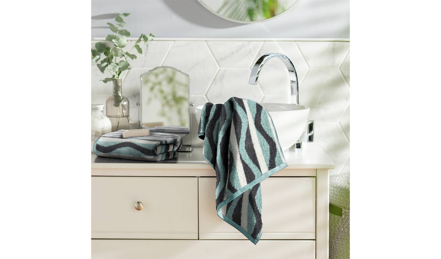 Habitat Retro Wave Geo 2 Pack Hand Towel - Multicoloured