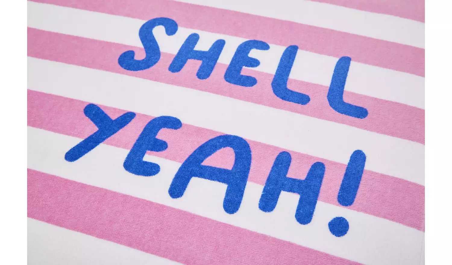 Catherine Lansfield Shell Yeah Beach Towel - Pink