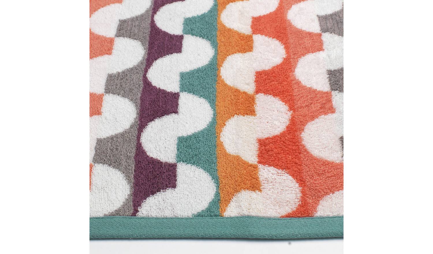 Habitat Brights Geo Tufted Bath Sheet - Multicolour