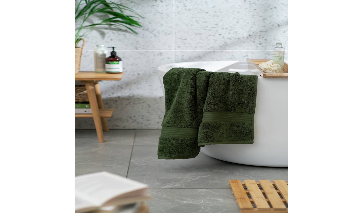 Habitat Egyptian Cotton Plain Bath Towel - Forest Green