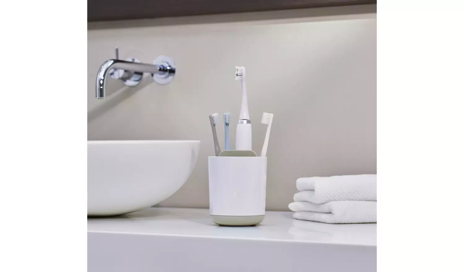 Joseph Joseph Duo Toothbrush Caddy - White