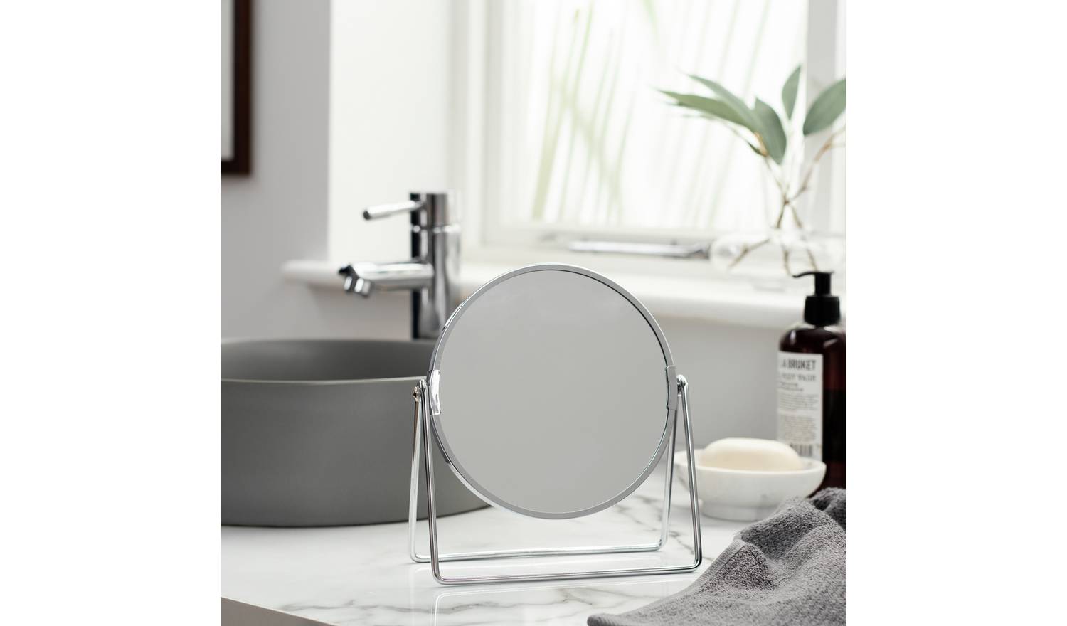 Argos Home Chrome Metal Round Swivel Mirror - 21x19cm