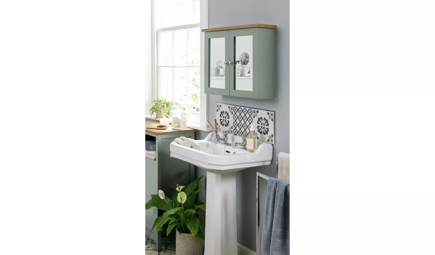 Argos Home Livingston Double Mirrored Wall Cabinet - Green