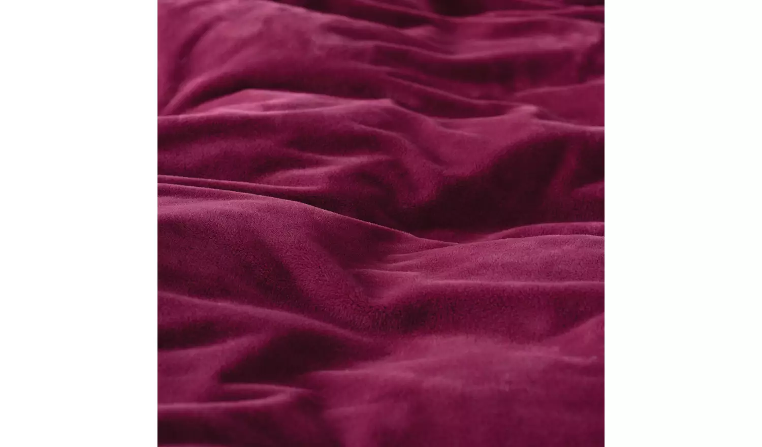 Habitat Slinky Fleece Berry Bedding Set - King size