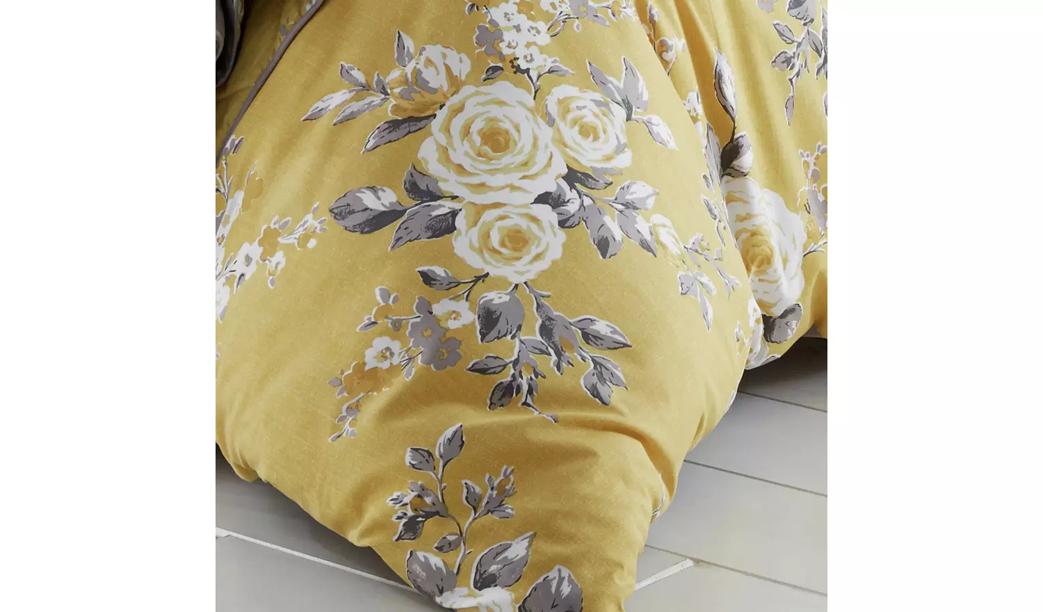 Catherine Lansfield Canterbury Ochre Bedding Set - Single