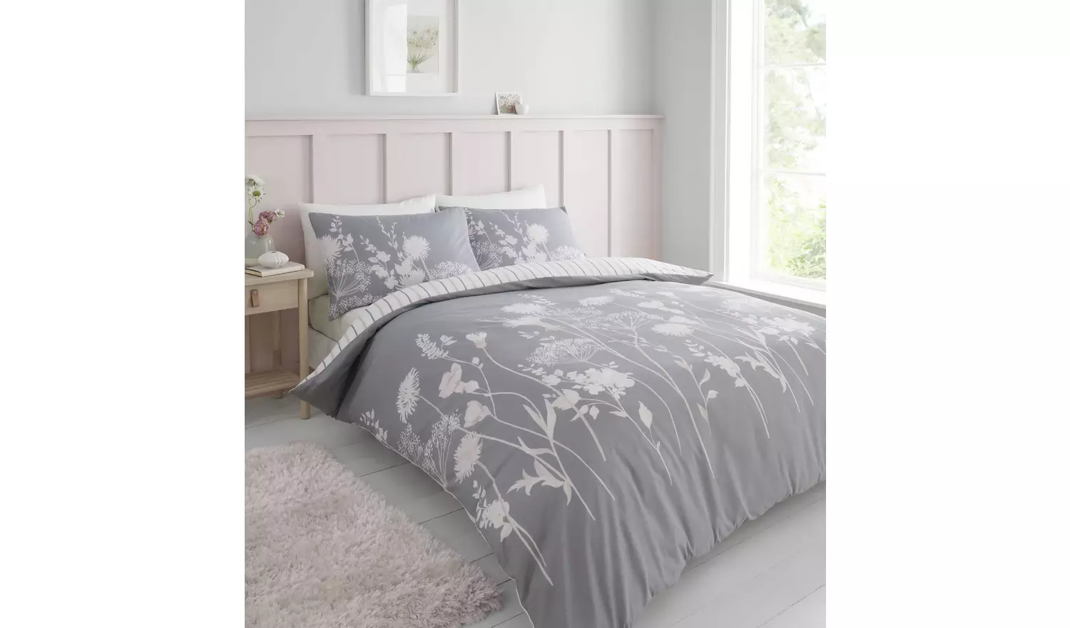 Catherine Lansfield Meadowsweet Grey Bedding Set - King size