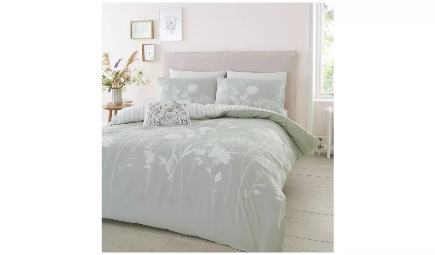 Catherine Lansfield Meadowsweet Green Bedding Set- King size