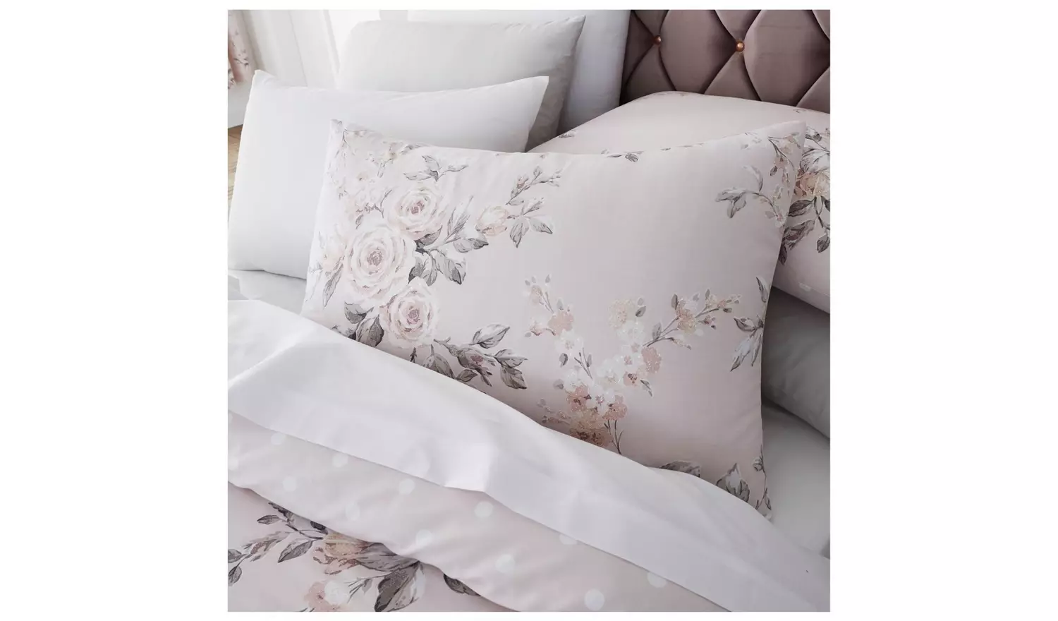 Catherine Lansfield Canterbury Blush Bedding Set- King size