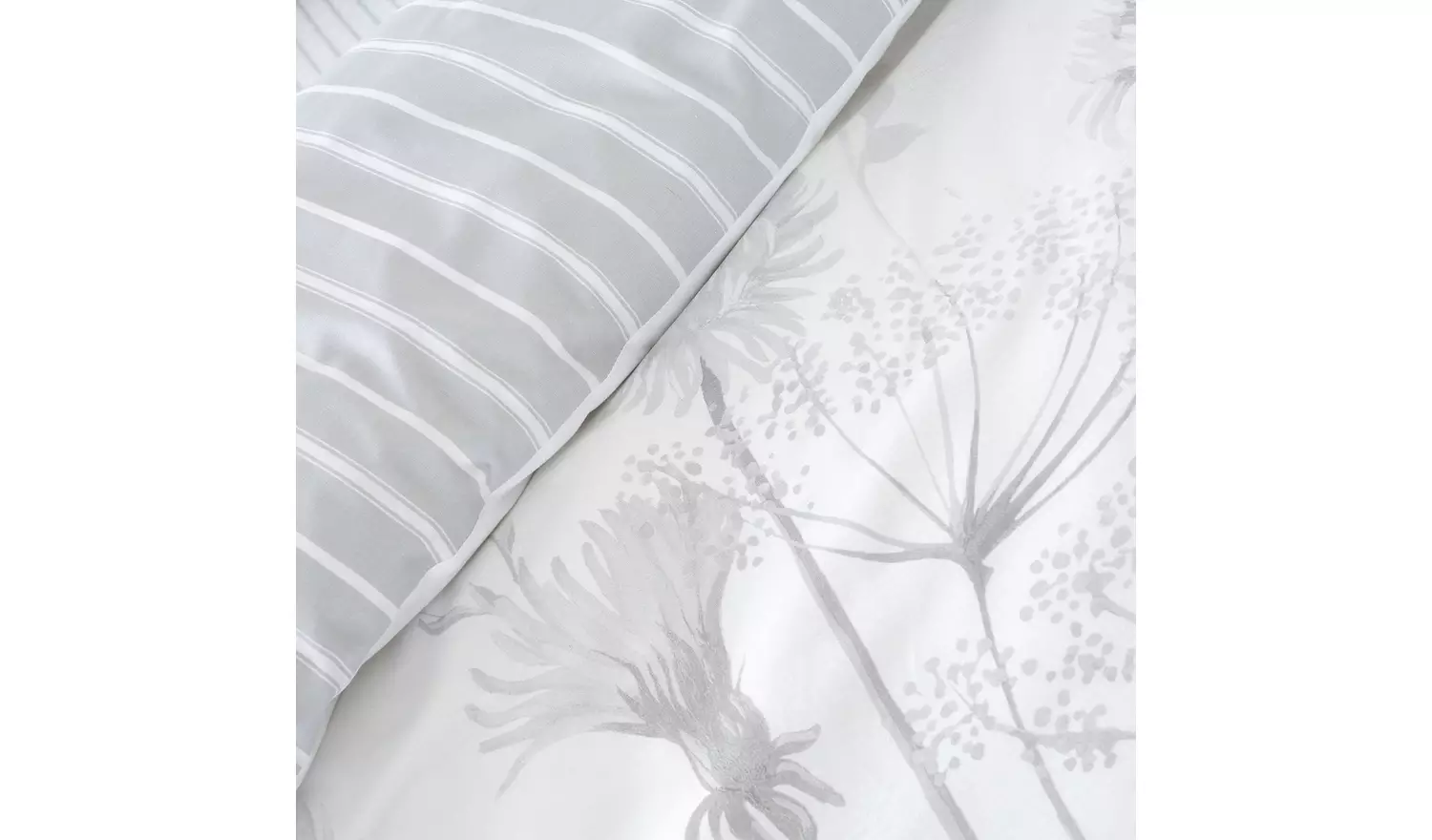 Catherine Lansfield Floral Print White Bedding Set - Single