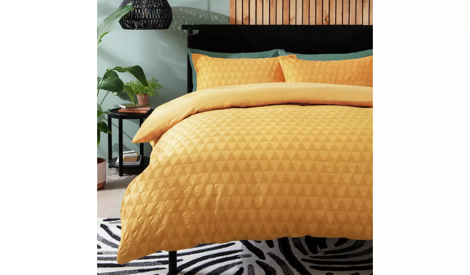 Habitat Cotton Triangle Waffle Mustard Bedding Set - King