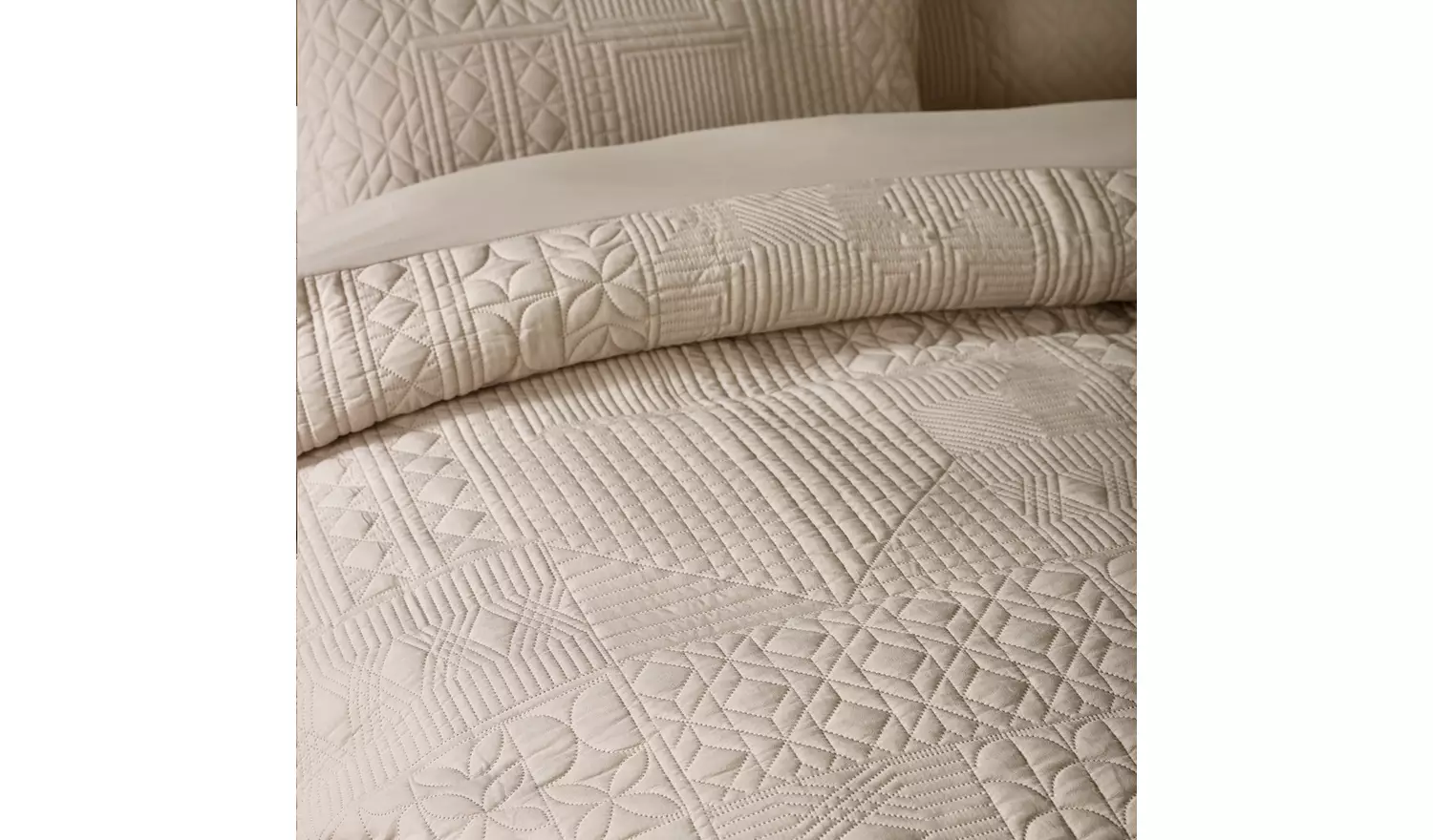 Catherine Lansfield Folkstone Geo Natural Bedding Set - King